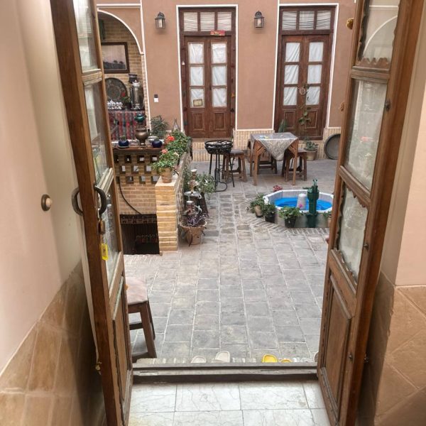 بومگردی واحه اتاق طلوع